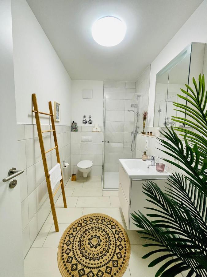 Klassen Stay - Exklusives Apartment Am Hbf - Kueche, Netflix, Kingsizebett Koblenz  Eksteriør billede