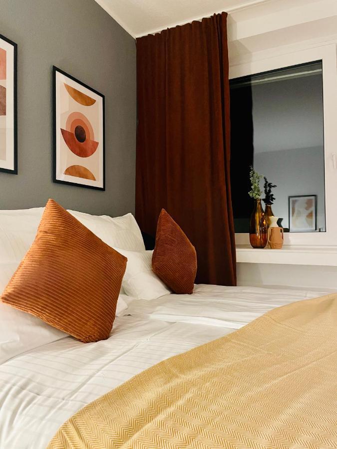 Klassen Stay - Exklusives Apartment Am Hbf - Kueche, Netflix, Kingsizebett Koblenz  Eksteriør billede